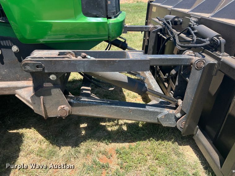 image for item DN4675 2007 John Deere 9520  4WD tractor