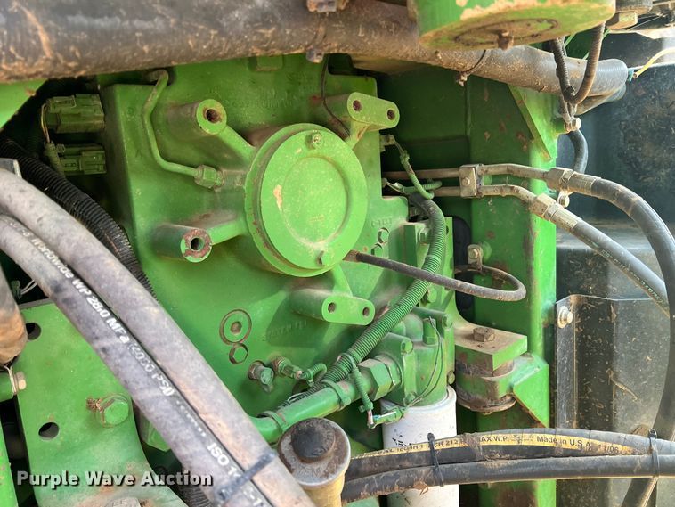 image for item DN4675 2007 John Deere 9520  4WD tractor
