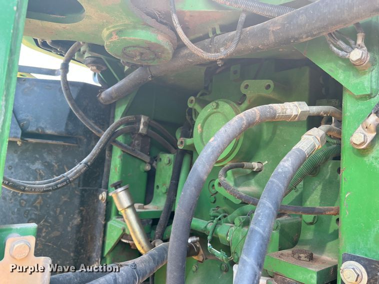 image for item DN4675 2007 John Deere 9520  4WD tractor