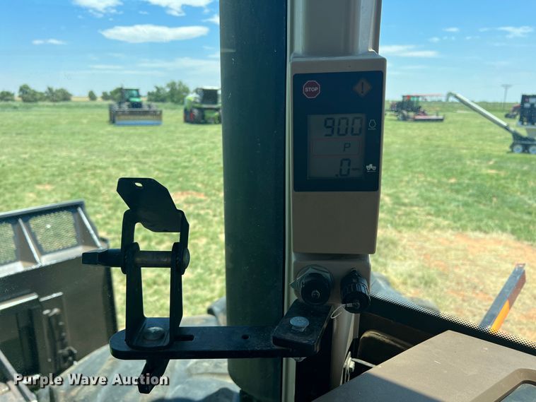 image for item DN4675 2007 John Deere 9520  4WD tractor