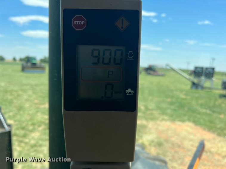 image for item DN4675 2007 John Deere 9520  4WD tractor