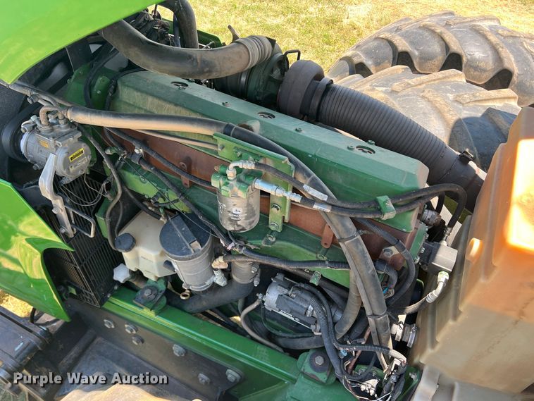 image for item DN4675 2007 John Deere 9520  4WD tractor