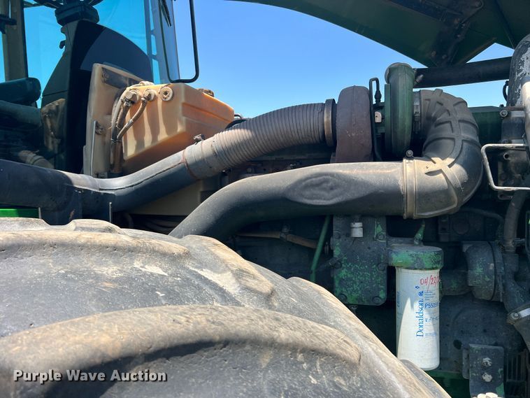 image for item DN4675 2007 John Deere 9520  4WD tractor