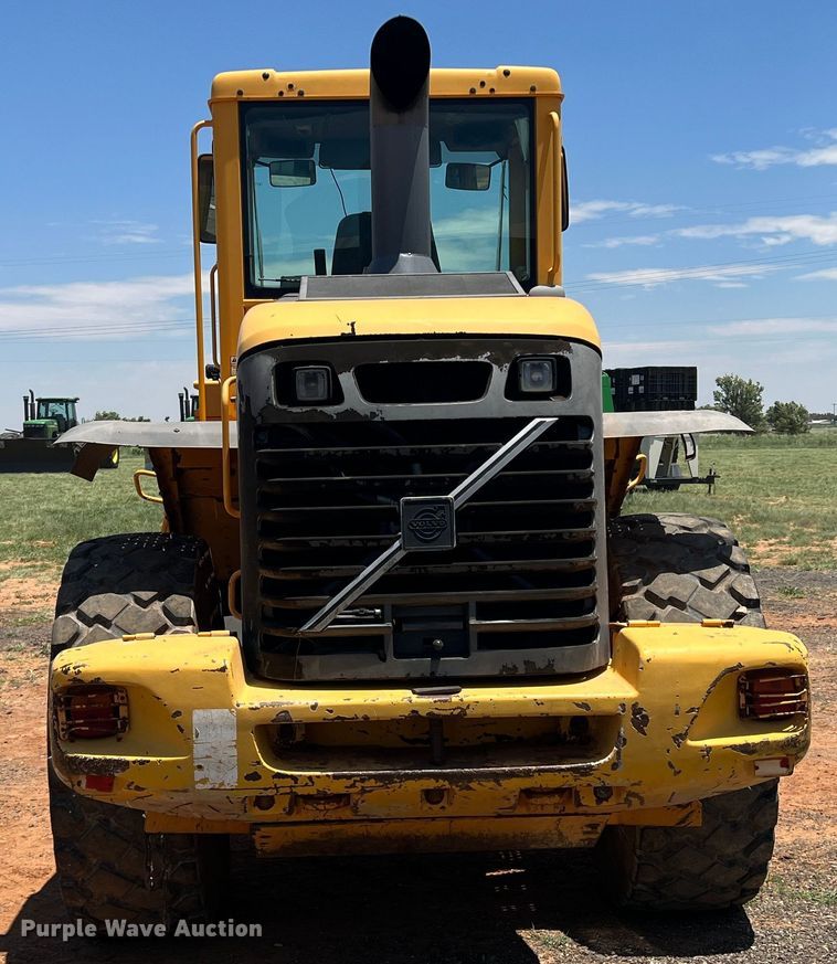 image for item DN4676 2004 Volvo L70E  wheel loader