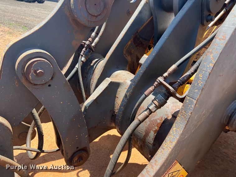 image for item DN4676 2004 Volvo L70E  wheel loader