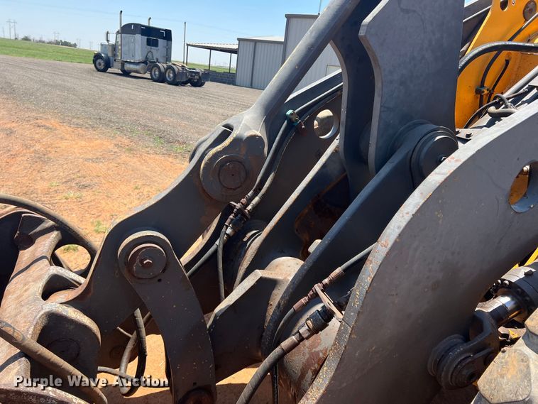 image for item DN4676 2004 Volvo L70E  wheel loader