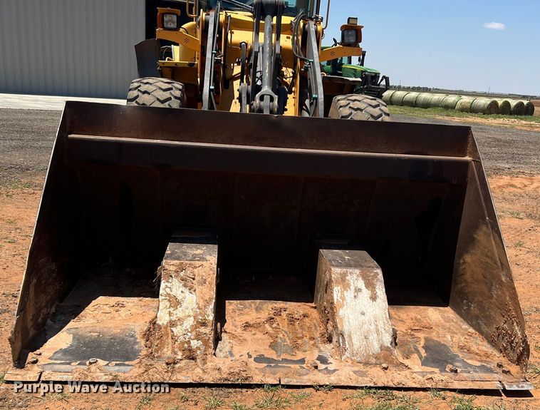 image for item DN4676 2004 Volvo L70E  wheel loader