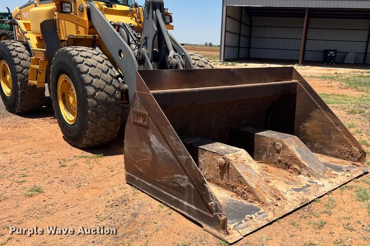 image for item DN4676 2004 Volvo L70E  wheel loader