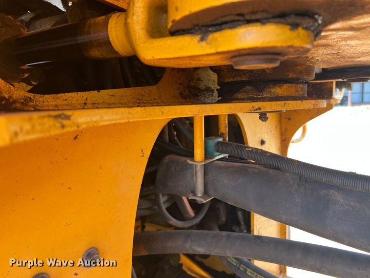 image for item DN4676 2004 Volvo L70E  wheel loader
