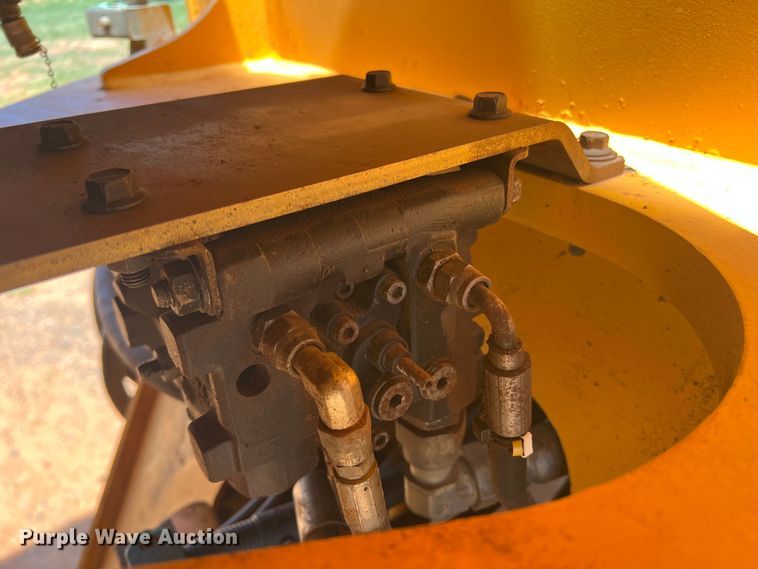 image for item DN4676 2004 Volvo L70E  wheel loader