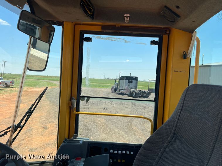 image for item DN4676 2004 Volvo L70E  wheel loader