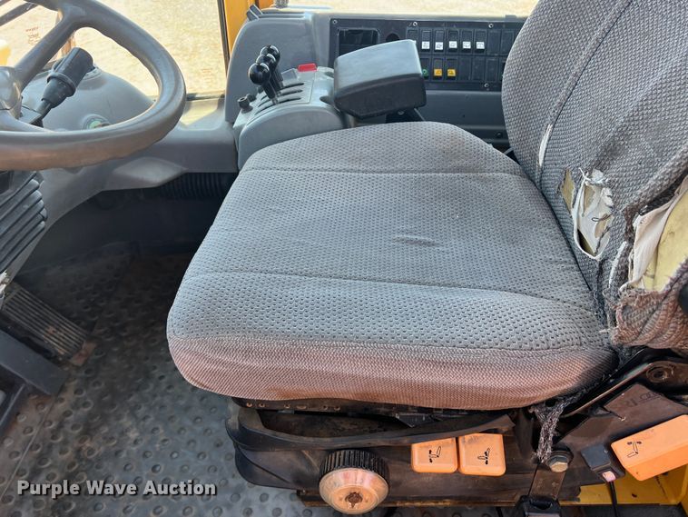 image for item DN4676 2004 Volvo L70E  wheel loader