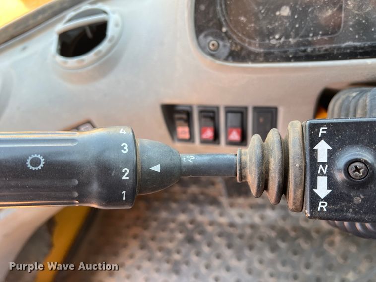 image for item DN4676 2004 Volvo L70E  wheel loader