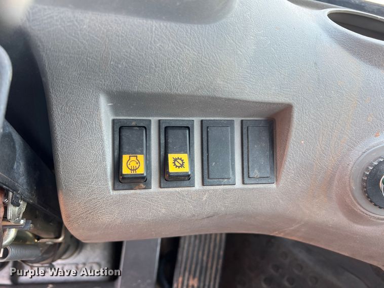 image for item DN4676 2004 Volvo L70E  wheel loader