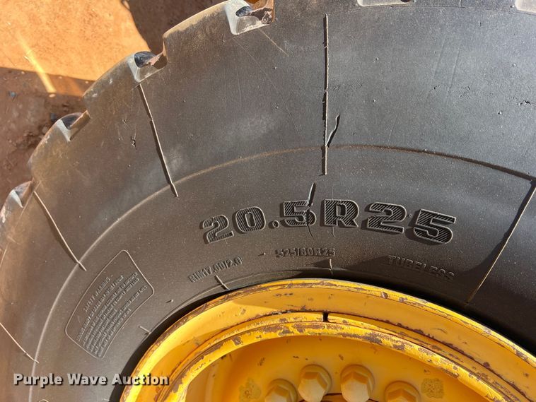 image for item DN4676 2004 Volvo L70E  wheel loader
