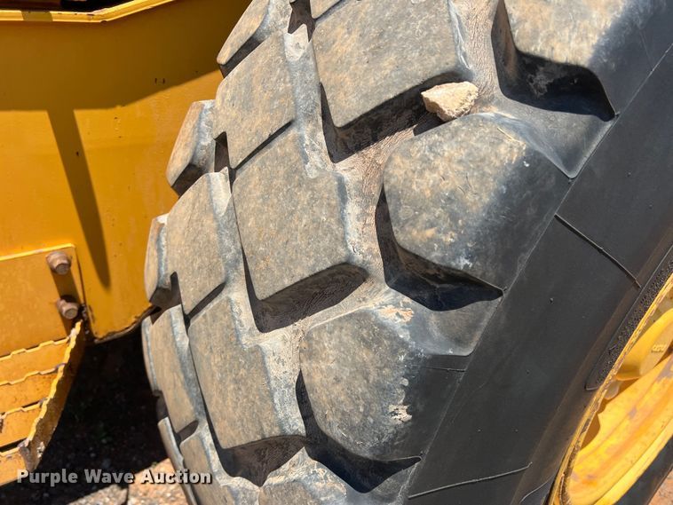 image for item DN4676 2004 Volvo L70E  wheel loader