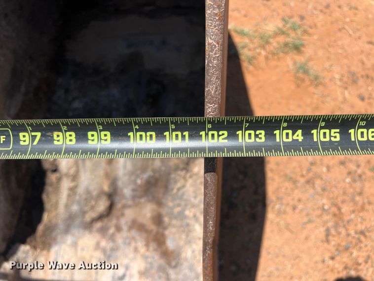 image for item DN4677 2004 Volvo L70E  wheel loader