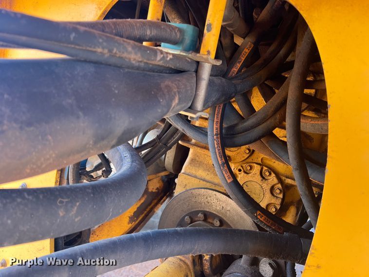 image for item DN4677 2004 Volvo L70E  wheel loader