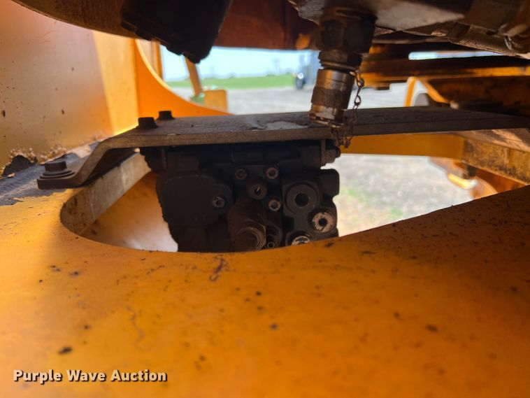 image for item DN4677 2004 Volvo L70E  wheel loader