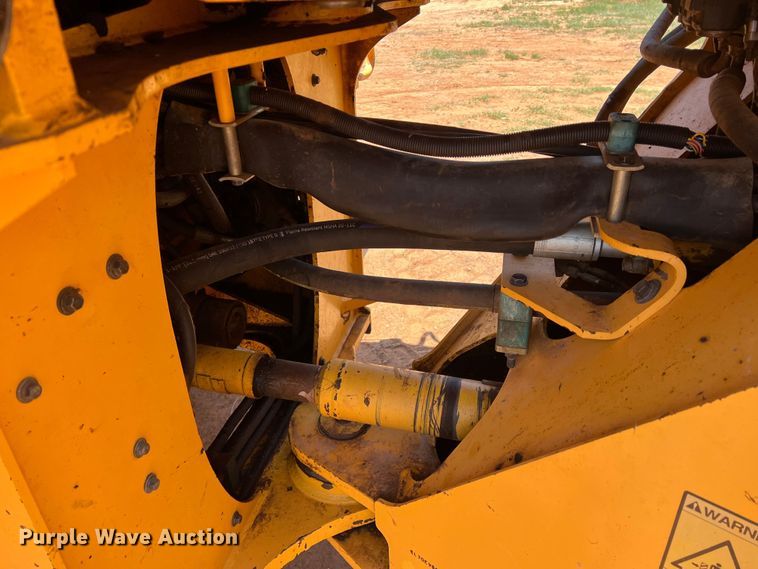 image for item DN4677 2004 Volvo L70E  wheel loader