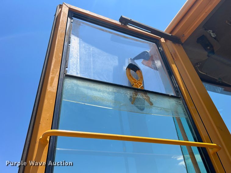 image for item DN4677 2004 Volvo L70E  wheel loader