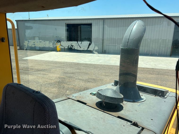 image for item DN4677 2004 Volvo L70E  wheel loader