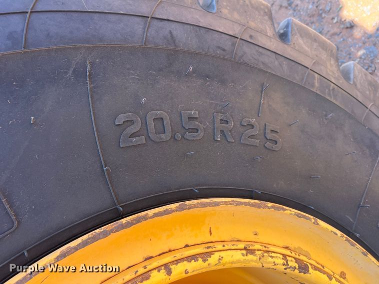 image for item DN4677 2004 Volvo L70E  wheel loader