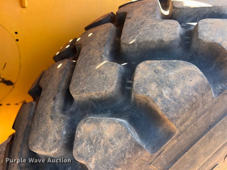 image for item DN4677 2004 Volvo L70E  wheel loader