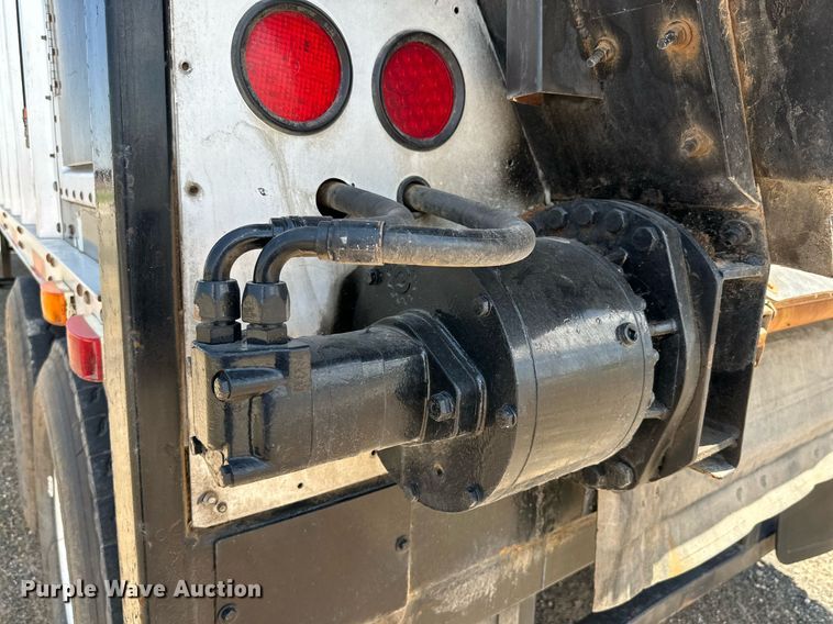 image for item DN4683 2007 Aulick Auluminator  live bottom trailer