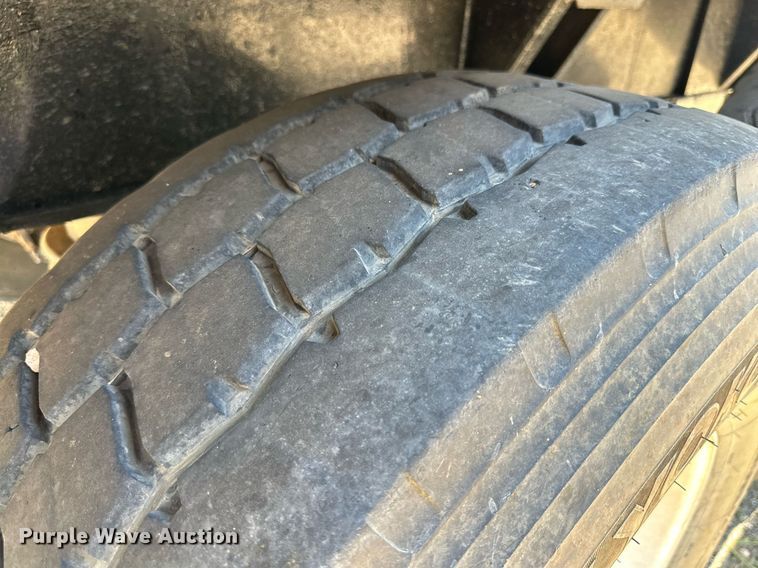 image for item DN4683 2007 Aulick Auluminator  live bottom trailer