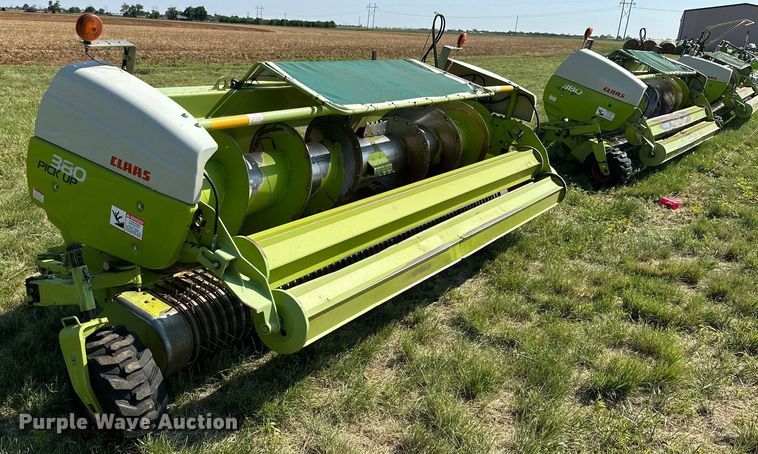 image for item DN4684 2014 Claas 380  pickup head