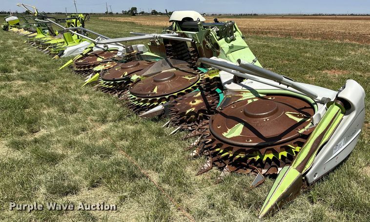 image for item DN4688 Claas 750  rotary forage head