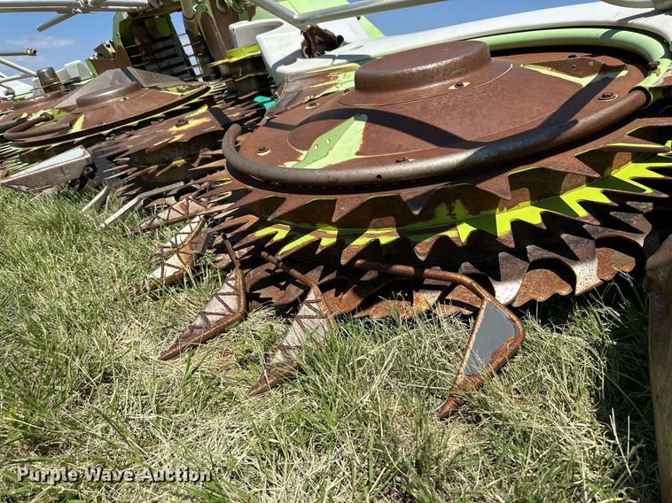 image for item DN4688 Claas 750  rotary forage head