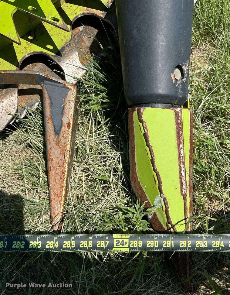 image for item DN4689 2021 Claas Orbis 750  rotary forage head