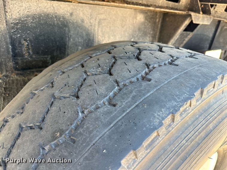 image for item DN4691 2007 Aulick Auluminator  live bottom trailer