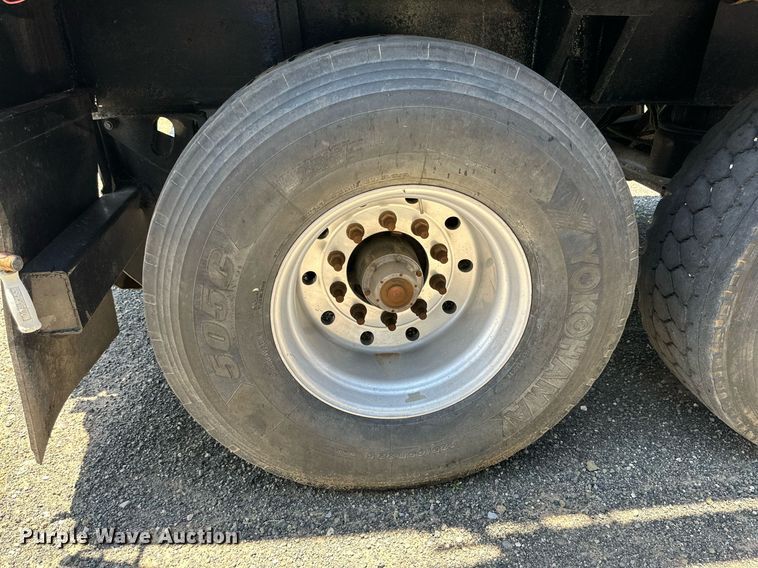 image for item DN4691 2007 Aulick Auluminator  live bottom trailer