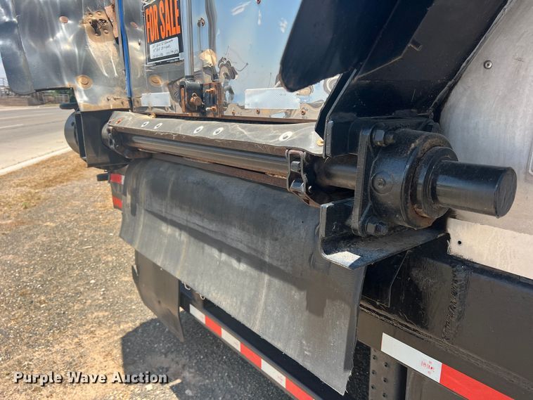 image for item DN4692 2007 Aulick Auluminator  live bottom trailer