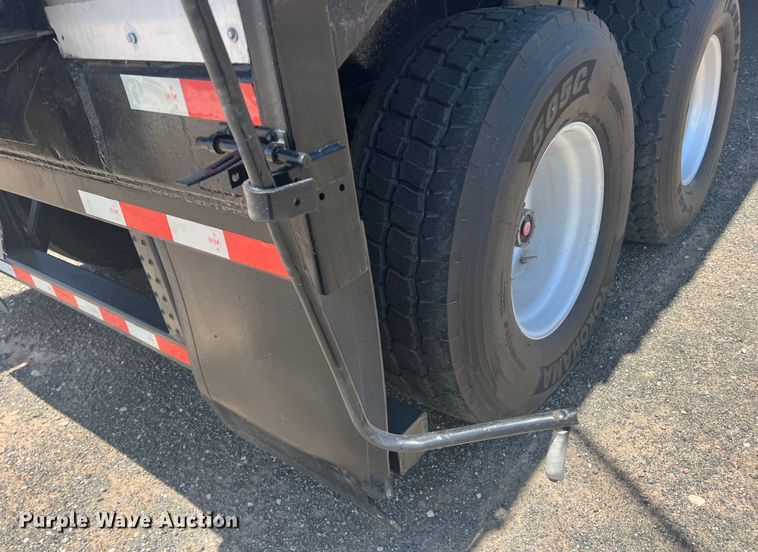 image for item DN4692 2007 Aulick Auluminator  live bottom trailer