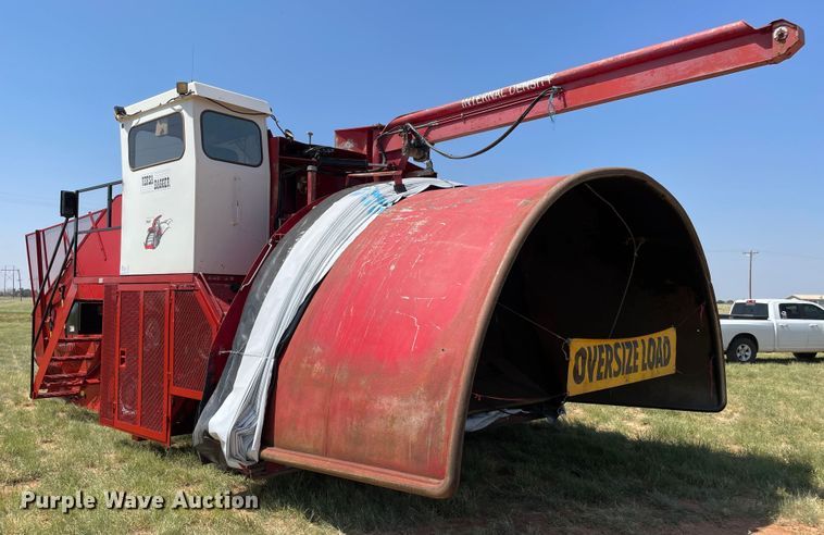 image for item DN4694 2008 Versa ID1014  silage bagger