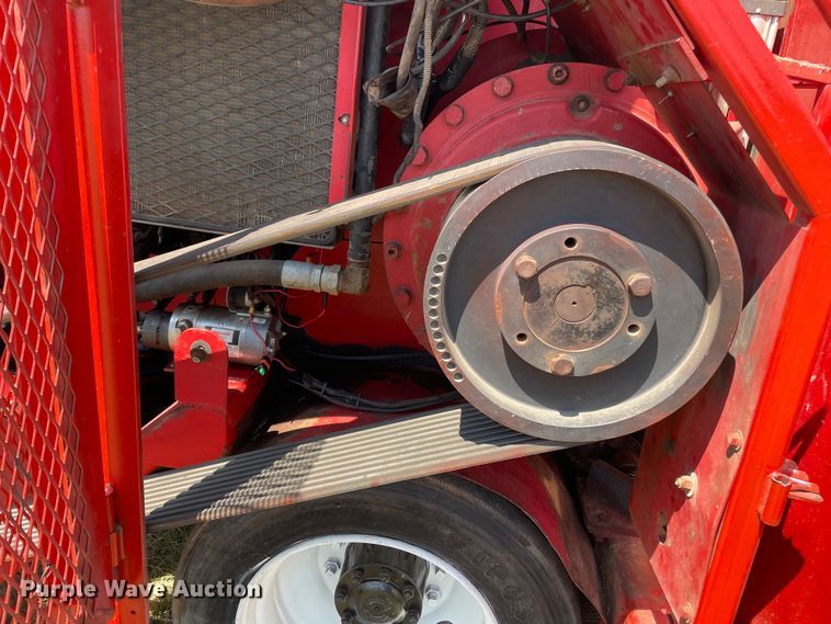 image for item DN4694 2008 Versa ID1014  silage bagger