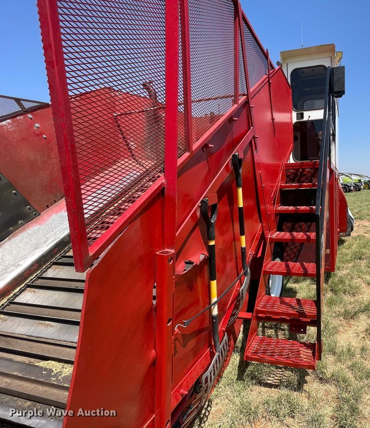 image for item DN4694 2008 Versa ID1014  silage bagger