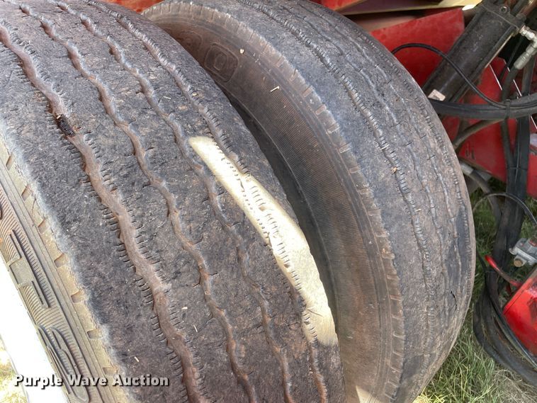 image for item DN4694 2008 Versa ID1014  silage bagger