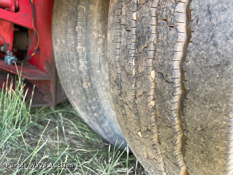 image for item DN4694 2008 Versa ID1014  silage bagger