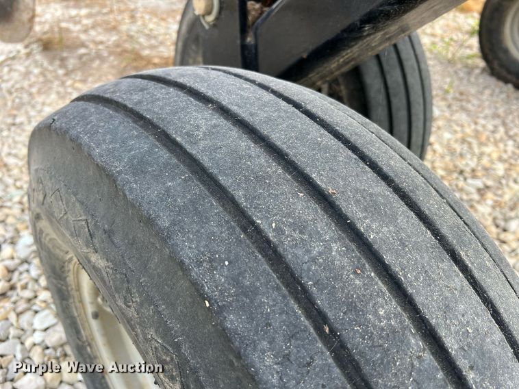 image for item DO2191 Case IH Nutri-Placr 930  NH3 applicator