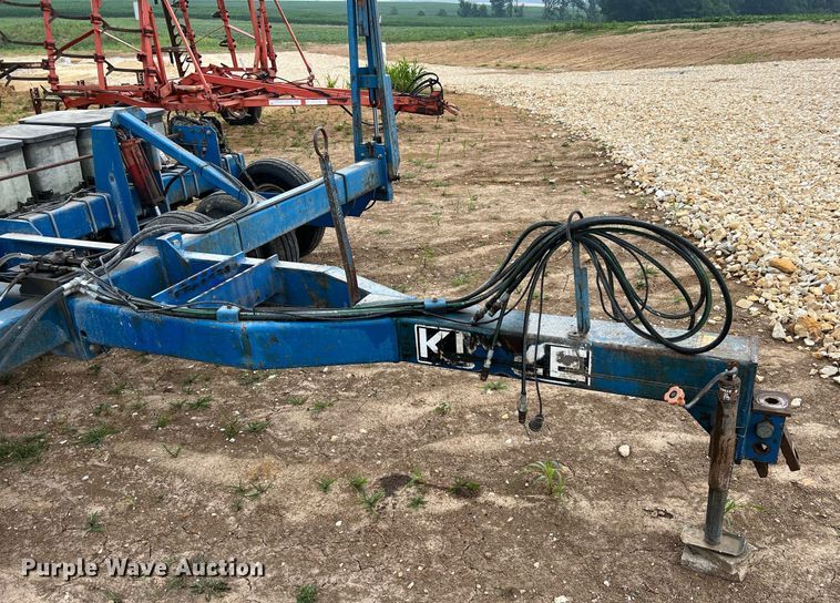 image for item DO2194 Kinze 2000DF  split row no-till planter
