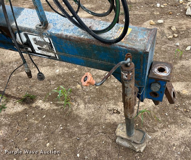 image for item DO2194 Kinze 2000DF  split row no-till planter