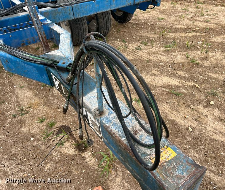 image for item DO2194 Kinze 2000DF  split row no-till planter