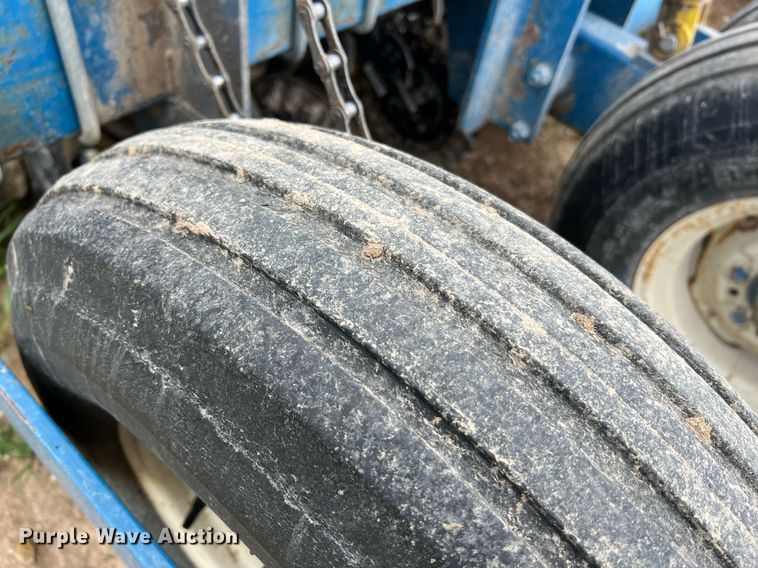 image for item DO2194 Kinze 2000DF  split row no-till planter