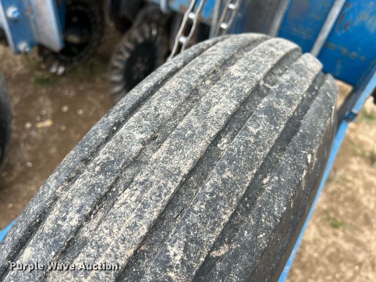 image for item DO2194 Kinze 2000DF  split row no-till planter