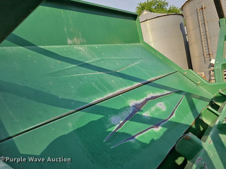 image for item DO2801 Bridgeview Mfg, Inc. Bale King Vortex 3100  bale processor